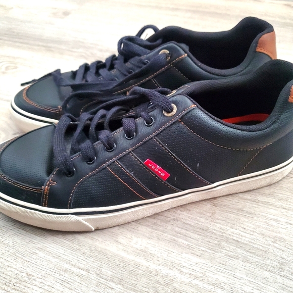 Men's Levi's Shoes - Picture 3 of 6